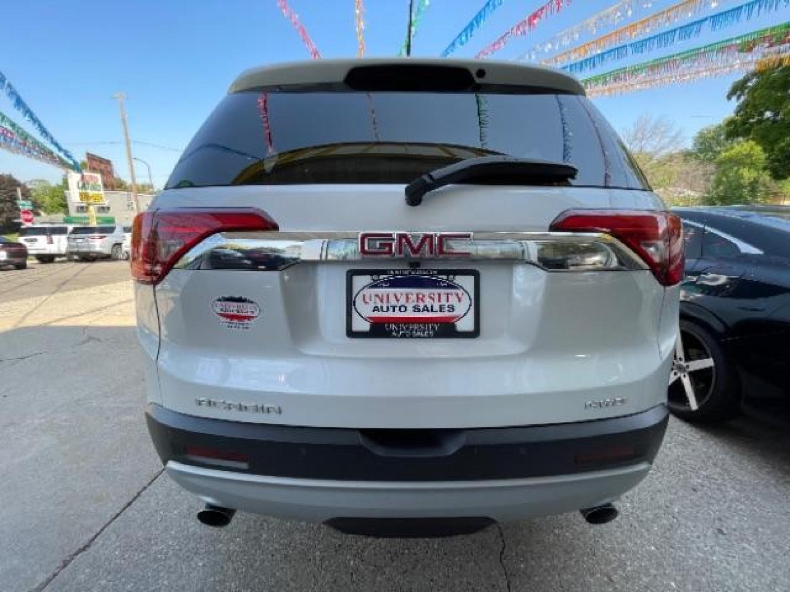 2018 Summit White GMC Acadia SLT-1 AWD (1GKKNULS4JZ) with an 3.6L V6 DOHC 24V engine, 6-Speed Automatic transmission, located at 745 S Robert St, St. Paul, MN, 55107, (651) 222-2991, 44.923389, -93.081215 - Photo #3