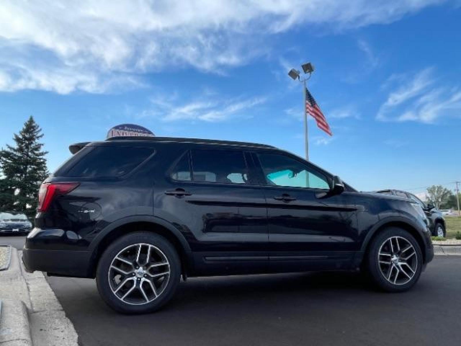 2017 Shadow Black Ford Explorer Sport 4WD (1FM5K8GT6HG) with an 3.5L V6 DOHC 24V engine, 6-Speed Automatic transmission, located at 3301 W Hwy 13, Burnsville, MN, 55337, (952) 460-3200, 44.775333, -93.320808 - Photo #6