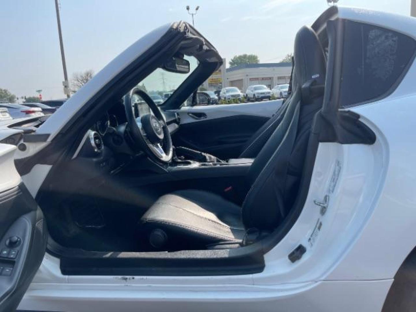 2021 Snowflake White Pearl Mica Mazda MX-5 Miata RF Grand Touring 6MT (JM1NDAM77M0) with an 2.0L L4 DOHC 16V engine, 6-speed automatic transmission, located at 745 S Robert St, St. Paul, MN, 55107, (651) 222-2991, 44.923389, -93.081215 - Photo#10