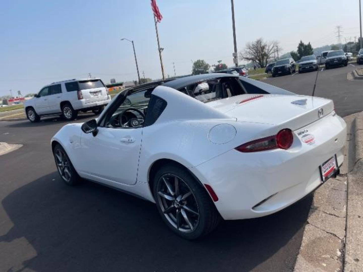 2021 Snowflake White Pearl Mica Mazda MX-5 Miata RF Grand Touring 6MT (JM1NDAM77M0) with an 2.0L L4 DOHC 16V engine, 6-speed automatic transmission, located at 745 S Robert St, St. Paul, MN, 55107, (651) 222-2991, 44.923389, -93.081215 - Photo#3