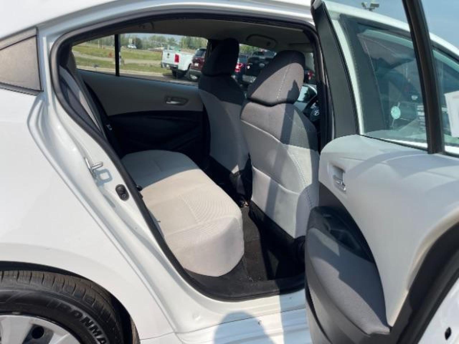 2021 WHITE Toyota Corolla LE (5YFEPMAE3MP) with an 1.8L L4 DOHC 16V engine, Continuously Variable Transmission transmission, located at 3301 W Hwy 13, Burnsville, MN, 55337, (952) 460-3200, 44.775333, -93.320808 - Photo #11