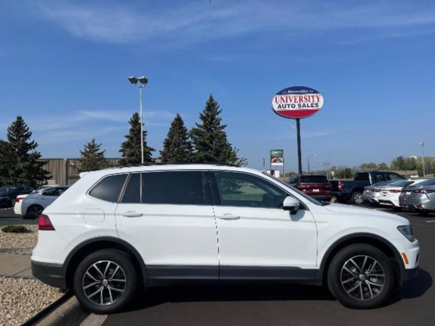 2021 Pure White Volkswagen Tiguan SE 4Motion (3VV2B7AX5MM) with an 2.0L L4 DOHC 16V TURBO engine, 8-Speed Automatic transmission, located at 745 S Robert St, St. Paul, MN, 55107, (651) 222-2991, 44.923389, -93.081215 - Photo#2