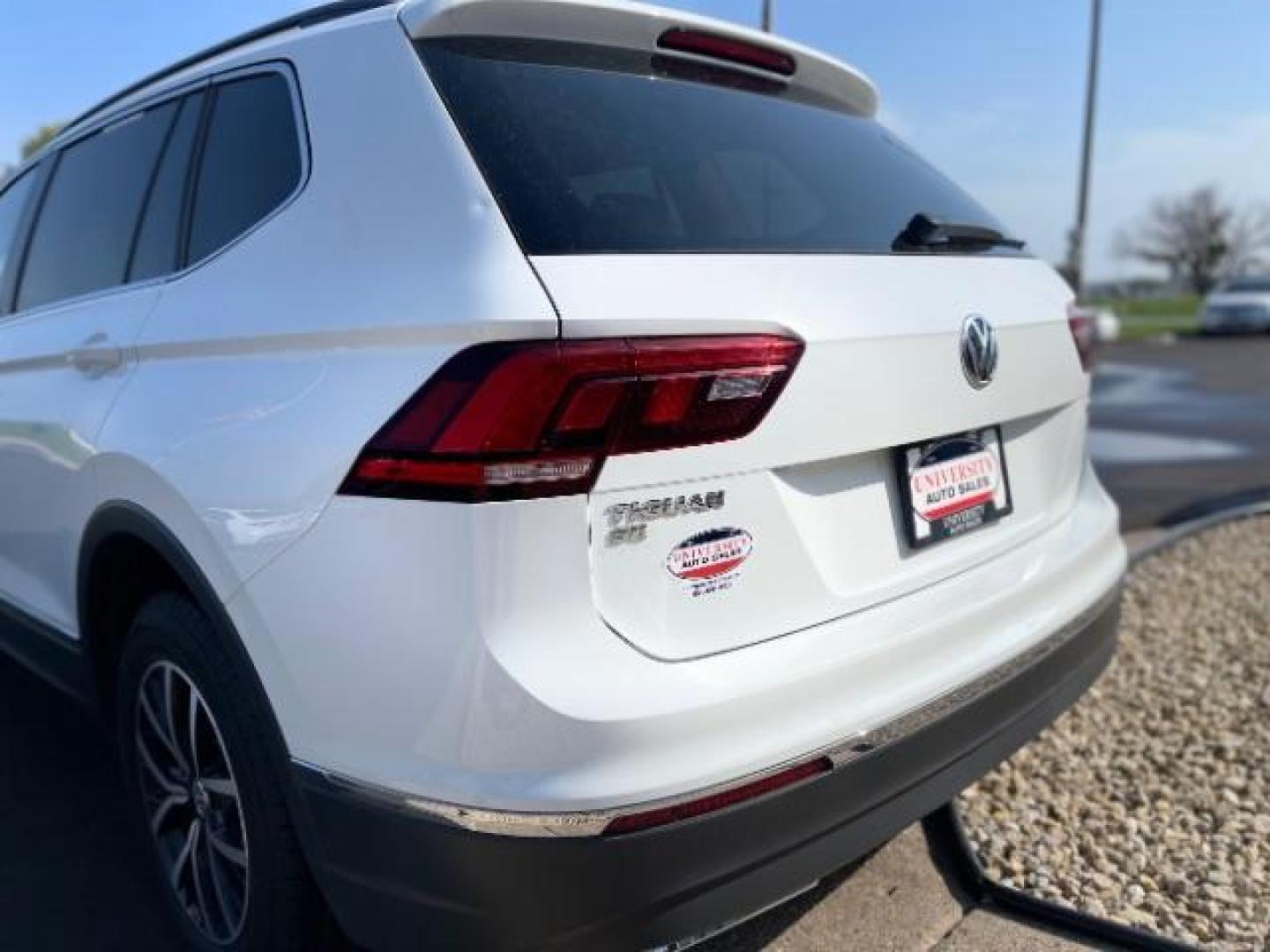 2021 Pure White Volkswagen Tiguan SE 4Motion (3VV2B7AX5MM) with an 2.0L L4 DOHC 16V TURBO engine, 8-Speed Automatic transmission, located at 745 S Robert St, St. Paul, MN, 55107, (651) 222-2991, 44.923389, -93.081215 - Photo#7