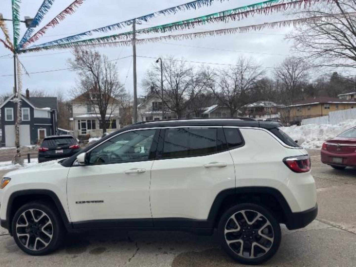 2018 WHITE Jeep Compass Limited 4WD (3C4NJDCB6JT) with an 2.4L L4 DOHC 16V engine, Continuously Variabl transmission, located at 745 S Robert St, St. Paul, MN, 55107, (651) 222-2991, 44.923389, -93.081215 - Photo#3