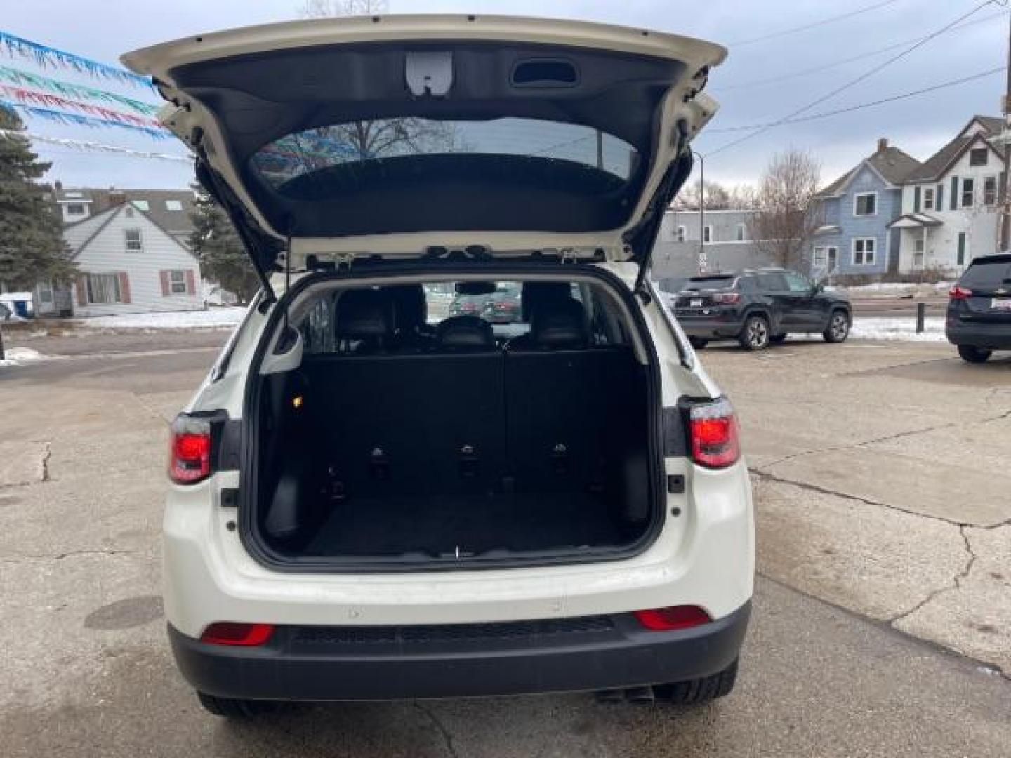 2018 WHITE Jeep Compass Limited 4WD (3C4NJDCB6JT) with an 2.4L L4 DOHC 16V engine, Continuously Variabl transmission, located at 745 S Robert St, St. Paul, MN, 55107, (651) 222-2991, 44.923389, -93.081215 - Photo#6
