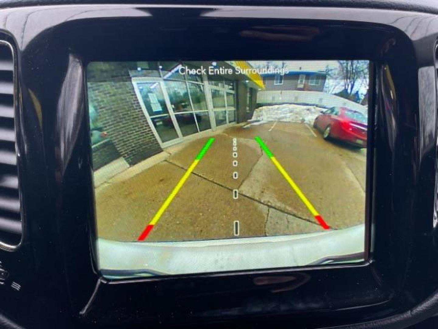 2018 WHITE Jeep Compass Limited 4WD (3C4NJDCB6JT) with an 2.4L L4 DOHC 16V engine, Continuously Variabl transmission, located at 745 S Robert St, St. Paul, MN, 55107, (651) 222-2991, 44.923389, -93.081215 - Photo#13