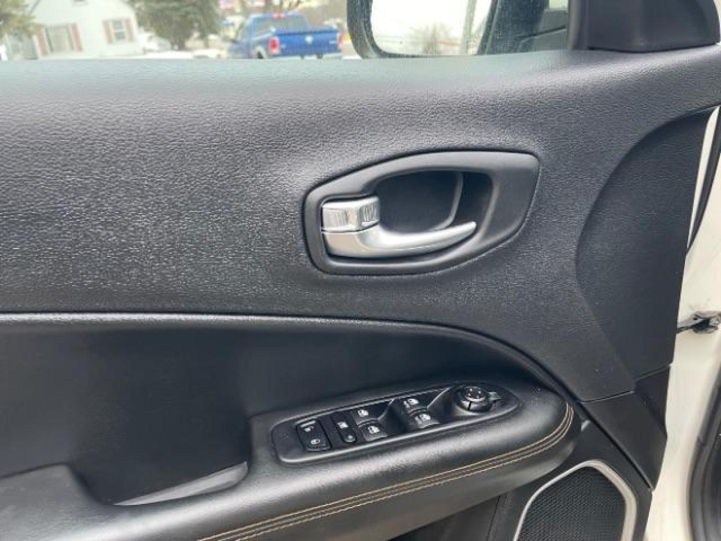 2018 WHITE Jeep Compass Limited 4WD (3C4NJDCB6JT) with an 2.4L L4 DOHC 16V engine, Continuously Variabl transmission, located at 745 S Robert St, St. Paul, MN, 55107, (651) 222-2991, 44.923389, -93.081215 - Photo#18