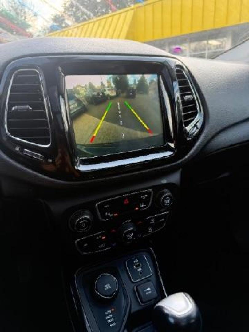 2018 Diamond Black Crysta Jeep Compass Limited 4WD (3C4NJDCB8JT) with an 2.4L L4 DOHC 16V engine, Continuously Variabl transmission, located at 745 S Robert St, St. Paul, MN, 55107, (651) 222-2991, 44.923389, -93.081215 - Photo#16