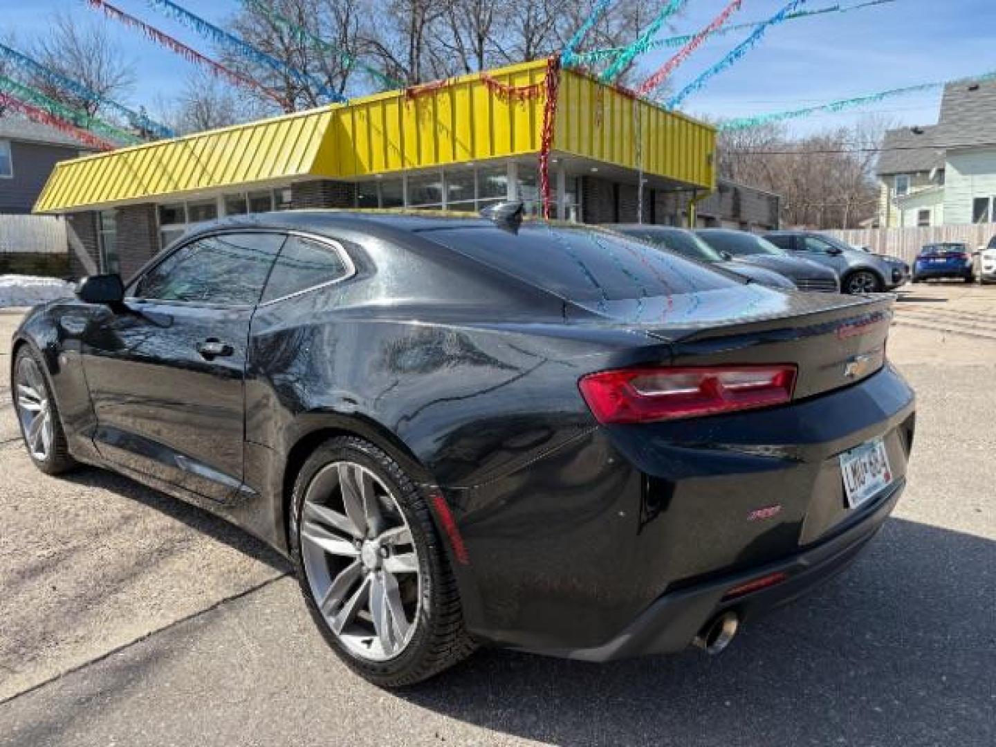 2018 Mosaic Black Metalli /Jet Black, cloth Chevrolet Camaro 1LT Coupe 8A (1G1FB1RS6J0) with an 3.6L V6 DOHC 24V engine, 8-Speed Automatic transmission, located at 745 S Robert St, St. Paul, MN, 55107, (651) 222-2991, 44.923389, -93.081215 - Photo#4