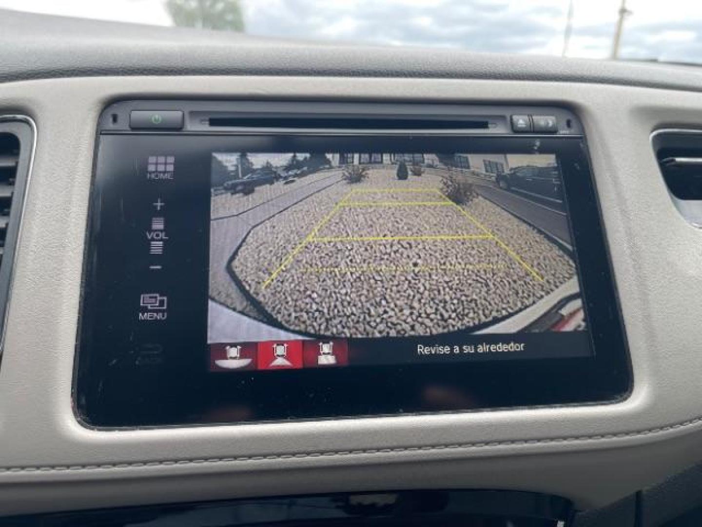 2017 White Orchid Pearl Honda HR-V EX-L w/Navigation 4W (3CZRU6H73HM) with an 1.8L L4 DOHC 16V engine, 5-Speed Automatic transmission, located at 3301 W Hwy 13, Burnsville, MN, 55337, (952) 460-3200, 44.775333, -93.320808 - Photo#23