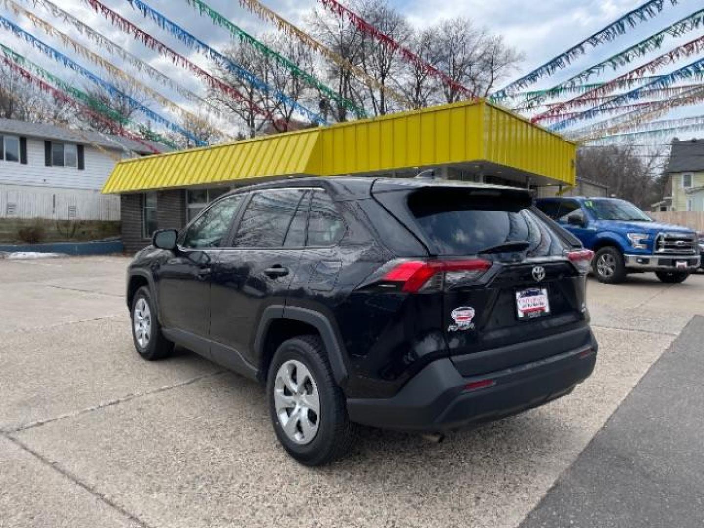 2022 Midnight Black Metal Toyota RAV4 LE AWD (2T3F1RFV0NW) with an 2.5L L4 DOHC 16V engine, 8-Speed Automatic transmission, located at 745 S Robert St, St. Paul, MN, 55107, (651) 222-2991, 44.923389, -93.081215 - Photo#2