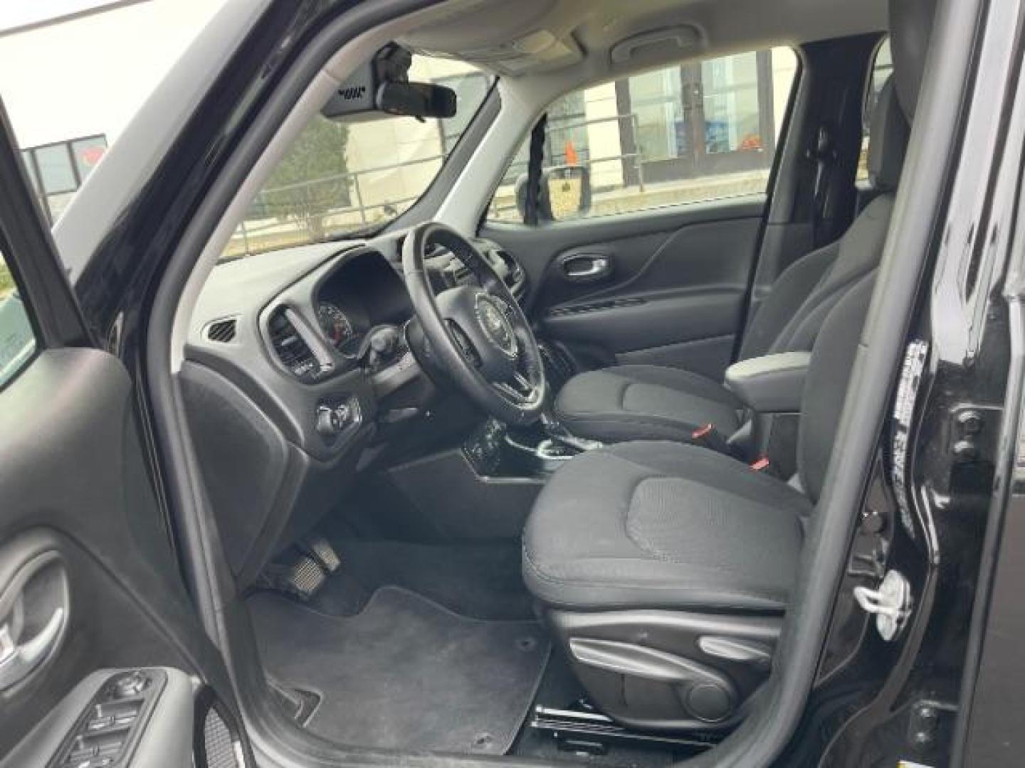 2020 Black Clear Coat Jeep Renegade SPORT UTILITY 4-DR (ZACNJBBB4LP) with an 2.4L L4 DOHC 16V engine, 9-Speed Automatic transmission, located at 745 S Robert St, St. Paul, MN, 55107, (651) 222-2991, 44.923389, -93.081215 - Photo#18