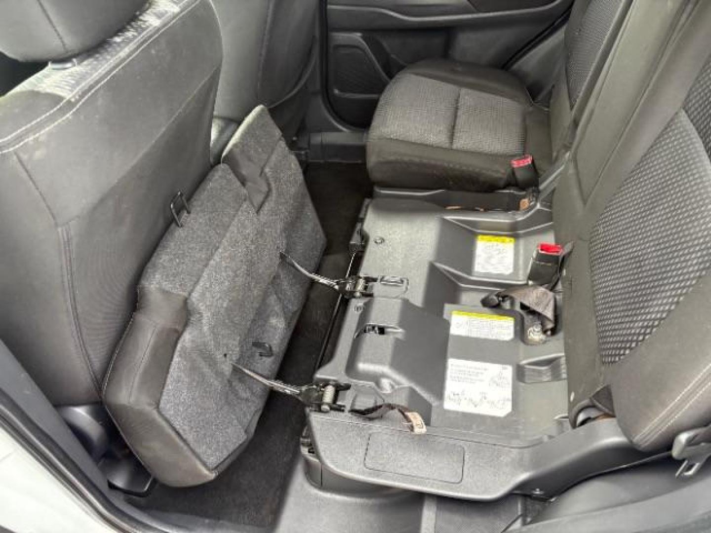 2016 Diamond White Mitsubishi Outlander SE AWD (JA4AZ3A32GZ) with an 2.4L L4 DOHC 16V engine, Continuously Variabl transmission, located at 745 S Robert St, St. Paul, MN, 55107, (651) 222-2991, 44.923389, -93.081215 - Photo#12