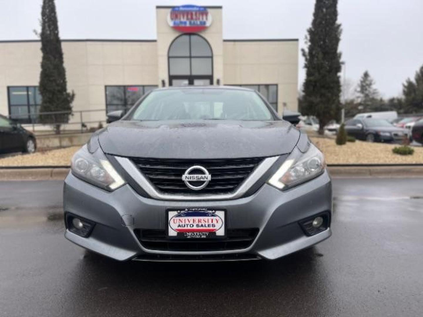 2017 GREY Nissan Altima 3.5 SL (1N4BL3APXHC) with an 3.5L V6 DOHC 24V engine, Continuously Variabl transmission, located at 3301 W Hwy 13, Burnsville, MN, 55337, (952) 460-3200, 44.775333, -93.320808 - Photo#0
