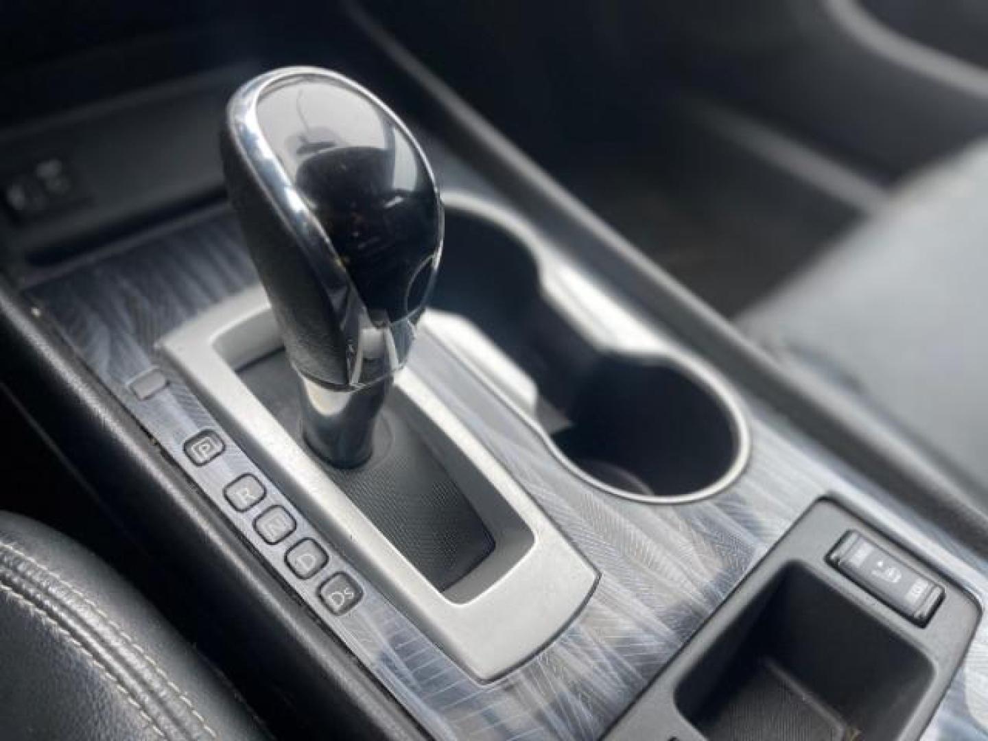 2017 GREY Nissan Altima 3.5 SL (1N4BL3APXHC) with an 3.5L V6 DOHC 24V engine, Continuously Variabl transmission, located at 3301 W Hwy 13, Burnsville, MN, 55337, (952) 460-3200, 44.775333, -93.320808 - Photo#19