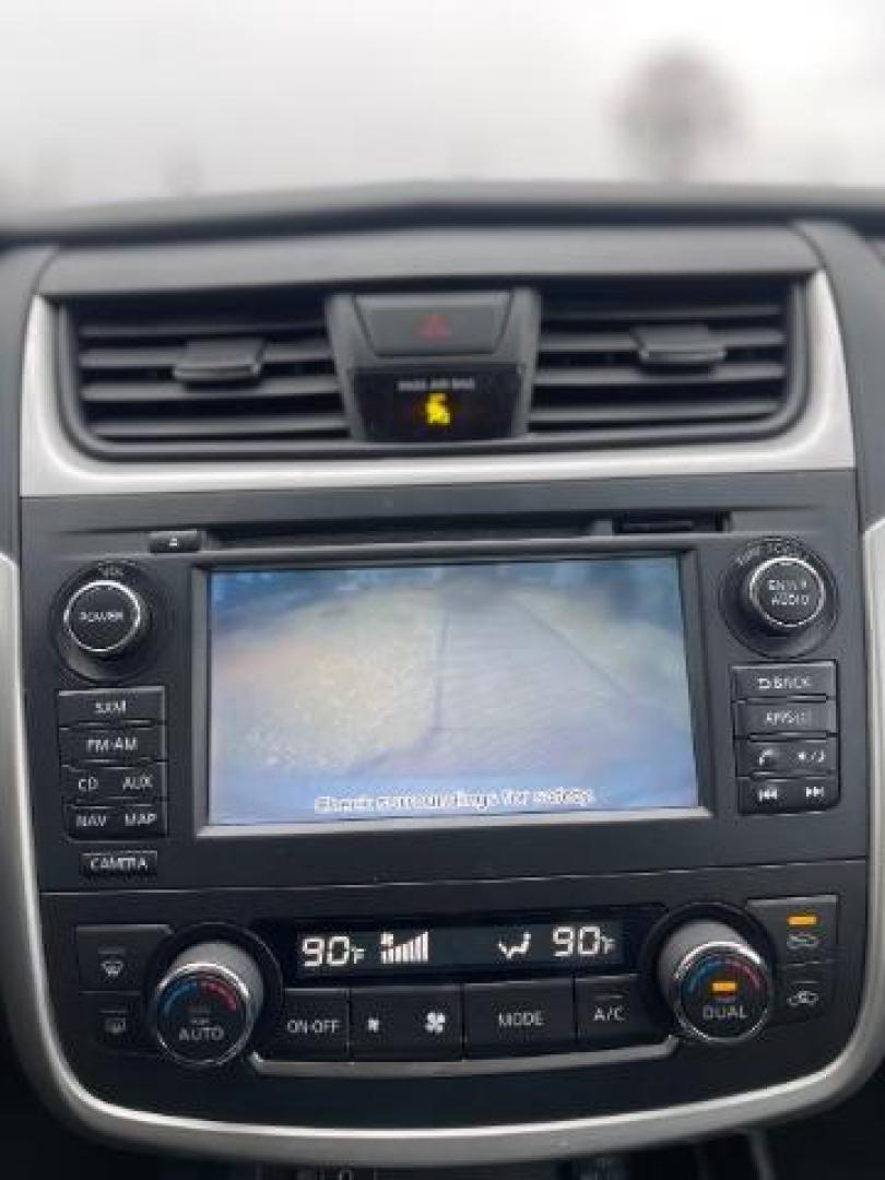 2017 GREY Nissan Altima 3.5 SL (1N4BL3APXHC) with an 3.5L V6 DOHC 24V engine, Continuously Variabl transmission, located at 3301 W Hwy 13, Burnsville, MN, 55337, (952) 460-3200, 44.775333, -93.320808 - Photo#20