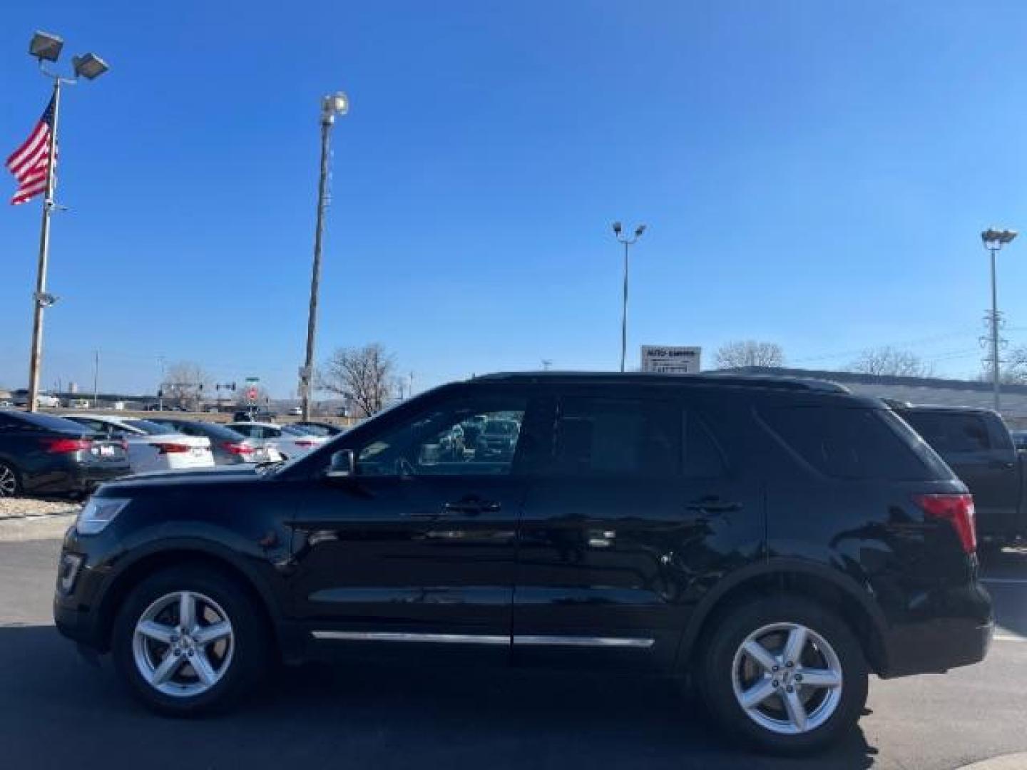 2016 Absolute Black Ford Explorer SPORT UTILITY 4-DR (1FM5K8D89GG) with an 3.5L V6 DOHC 24V engine, 6-Speed Automatic transmission, located at 3301 W Hwy 13, Burnsville, MN, 55337, (952) 460-3200, 44.775333, -93.320808 - Photo#2