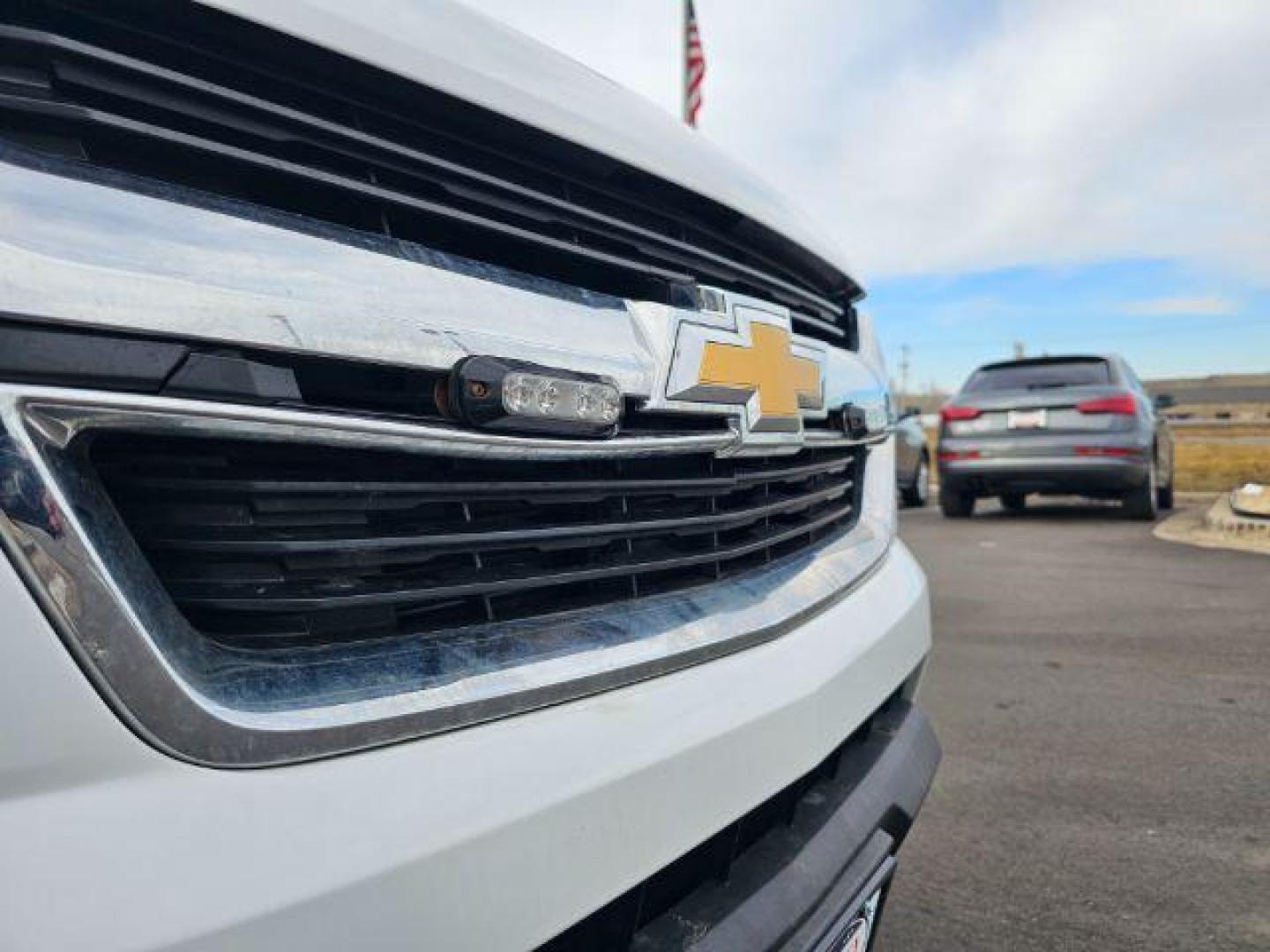 2020 Summit White Chevrolet Colorado Z71 Ext. Cab 4WD (1GCHTCEAXL1) with an 2.5L L4 DOHC 16V GAS engine, 6-Speed Automatic transmission, located at 745 S Robert St, St. Paul, MN, 55107, (651) 222-2991, 44.923389, -93.081215 - Photo#12