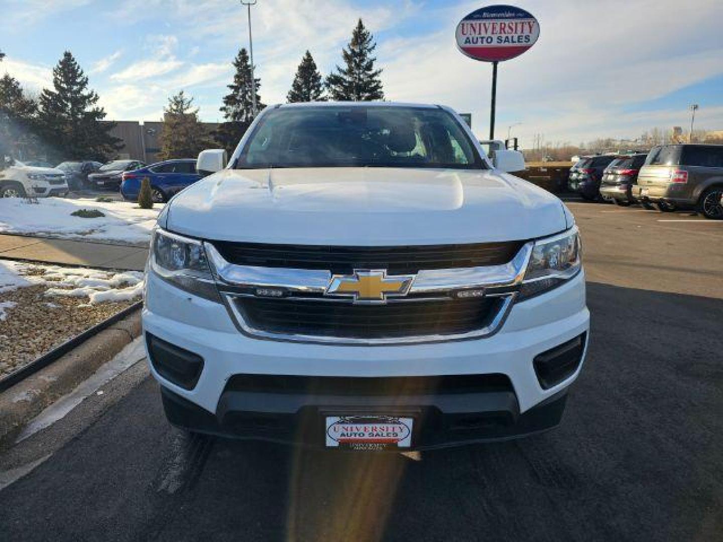 2020 Summit White Chevrolet Colorado Z71 Ext. Cab 4WD (1GCHTCEA5L1) with an 2.5L L4 DOHC 16V GAS engine, 6-Speed Automatic transmission, located at 745 S Robert St, St. Paul, MN, 55107, (651) 222-2991, 44.923389, -93.081215 - Photo#0