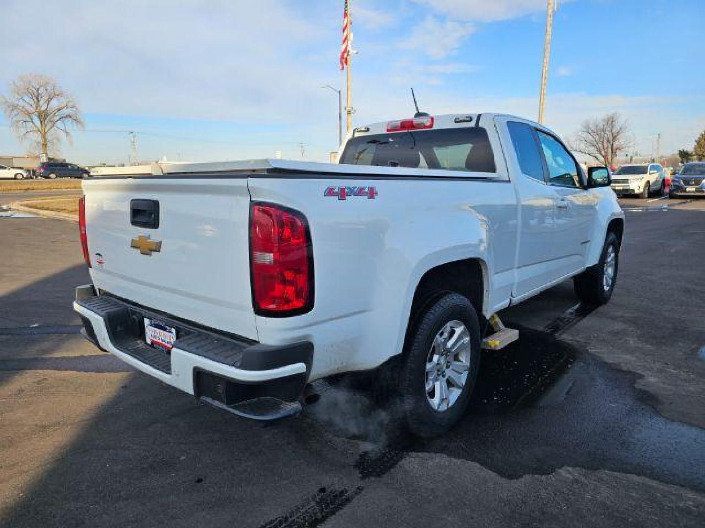 2020 Summit White Chevrolet Colorado Z71 Ext. Cab 4WD (1GCHTCEA5L1) with an 2.5L L4 DOHC 16V GAS engine, 6-Speed Automatic transmission, located at 745 S Robert St, St. Paul, MN, 55107, (651) 222-2991, 44.923389, -93.081215 - Photo#11