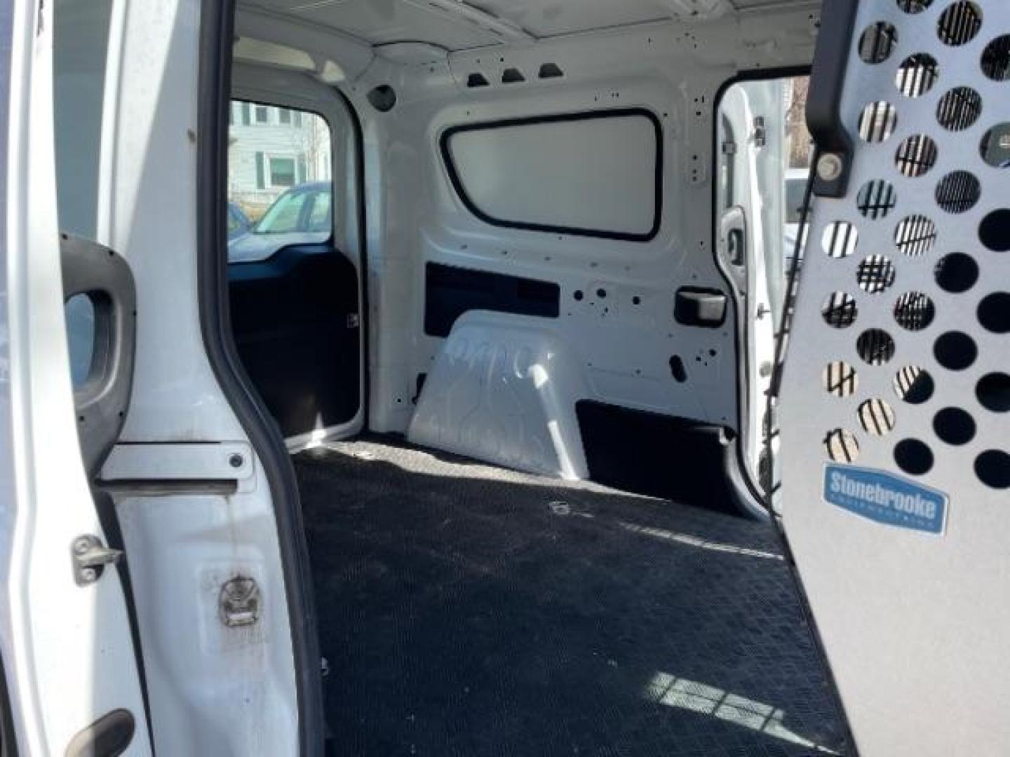 2015 Bright White RAM ProMaster City Tradesman (ZFBERFAT3F6) with an 2.4L L4 engine, 9-Speed Automatic transmission, located at 745 S Robert St, St. Paul, MN, 55107, (651) 222-2991, 44.923389, -93.081215 - Photo#17