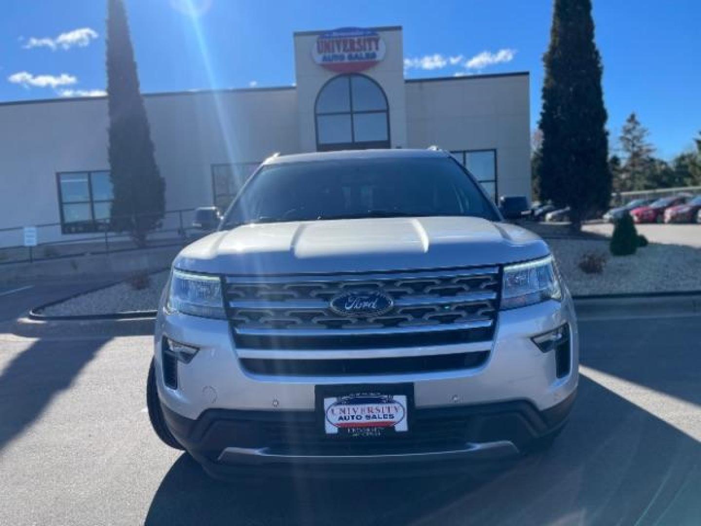 2018 Ingot Silver Metalli Ford Explorer XLT 4WD (1FM5K8D81JG) with an 3.5L V6 DOHC 24V engine, 6-Speed Automatic transmission, located at 3301 W Hwy 13, Burnsville, MN, 55337, (952) 460-3200, 44.775333, -93.320808 - Photo#2