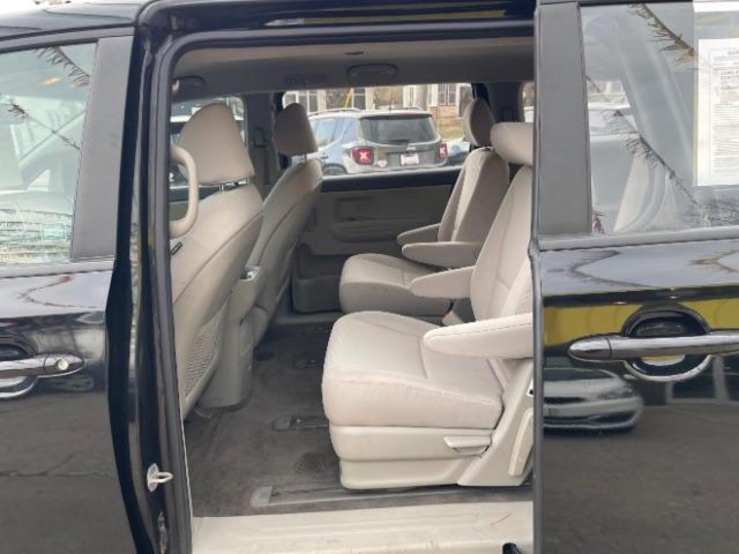2018 Kia Sedona L (KNDMA5C11J6) with an 3.3L V6 DOHC 24V engine, 6-Speed Automatic transmission, located at 3301 W Hwy 13, Burnsville, MN, 55337, (952) 460-3200, 44.775333, -93.320808 - Photo#14