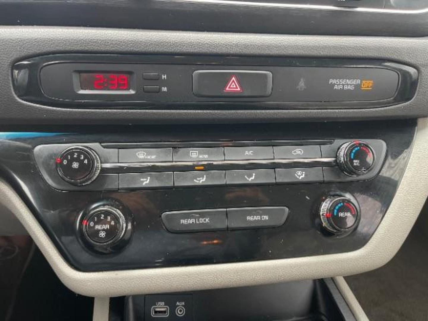 2018 Kia Sedona L (KNDMA5C11J6) with an 3.3L V6 DOHC 24V engine, 6-Speed Automatic transmission, located at 3301 W Hwy 13, Burnsville, MN, 55337, (952) 460-3200, 44.775333, -93.320808 - Photo#21