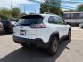 2020 Bright White Clear C Jeep Cherokee Trailhawk 4WD (1C4PJMBXXLD) with an 3.2L V6 DOHC 24V engine, 9-Speed Automatic transmission, located at 745 S Robert St, St. Paul, MN, 55107, (651) 222-2991, 44.923389, -93.081215- Photo#4