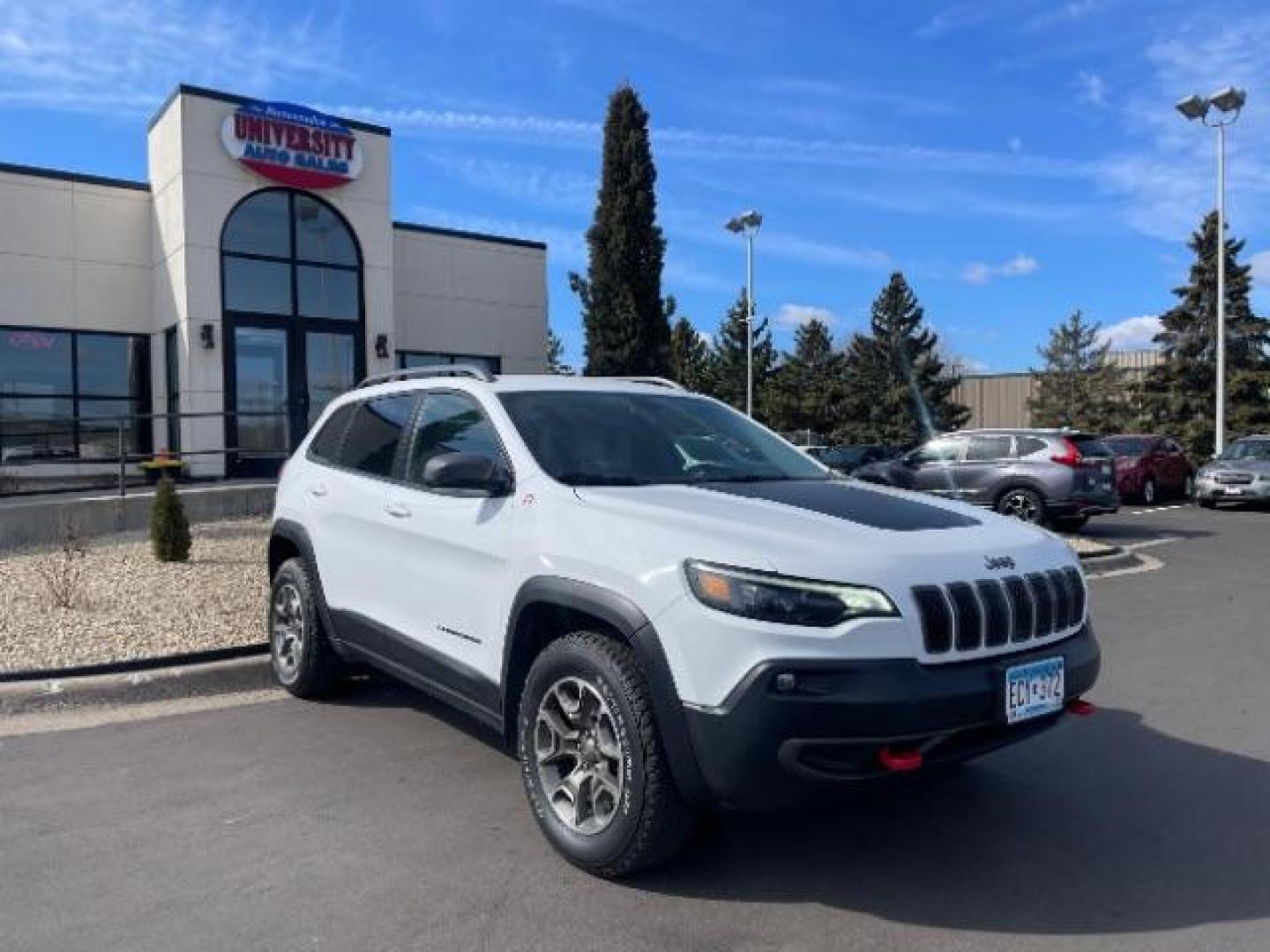 2020 Bright White Clear Coat Jeep Cherokee Trailhawk 4WD (1C4PJMBXXLD) with an 3.2L V6 DOHC 24V engine, 9-Speed Automatic transmission, located at 745 S Robert St, St. Paul, MN, 55107, (651) 222-2991, 44.923389, -93.081215 - Photo#0