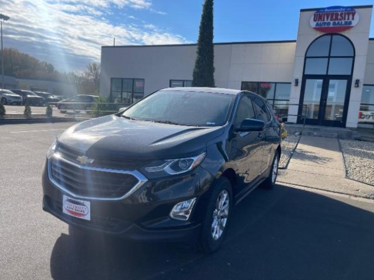 2020 BLACK Chevrolet Equinox LT AWD (2GNAXUEV5L6) with an 1.5L L4 DOHC 16V TUR engine, 6-Speed Automatic transmission, located at 3301 W Hwy 13, Burnsville, MN, 55337, (952) 460-3200, 44.775333, -93.320808 - Photo#2