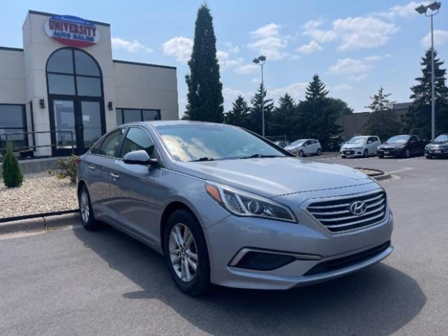 2017 Shale Gray Metallic Hyundai Sonata SE (5NPE24AF0HH) with an 2.4L L4 DOHC 16V engine, 7-Speed Automatic transmission, located at 3301 W Hwy 13, Burnsville, MN, 55337, (952) 460-3200, 44.775333, -93.320808 - Photo#0