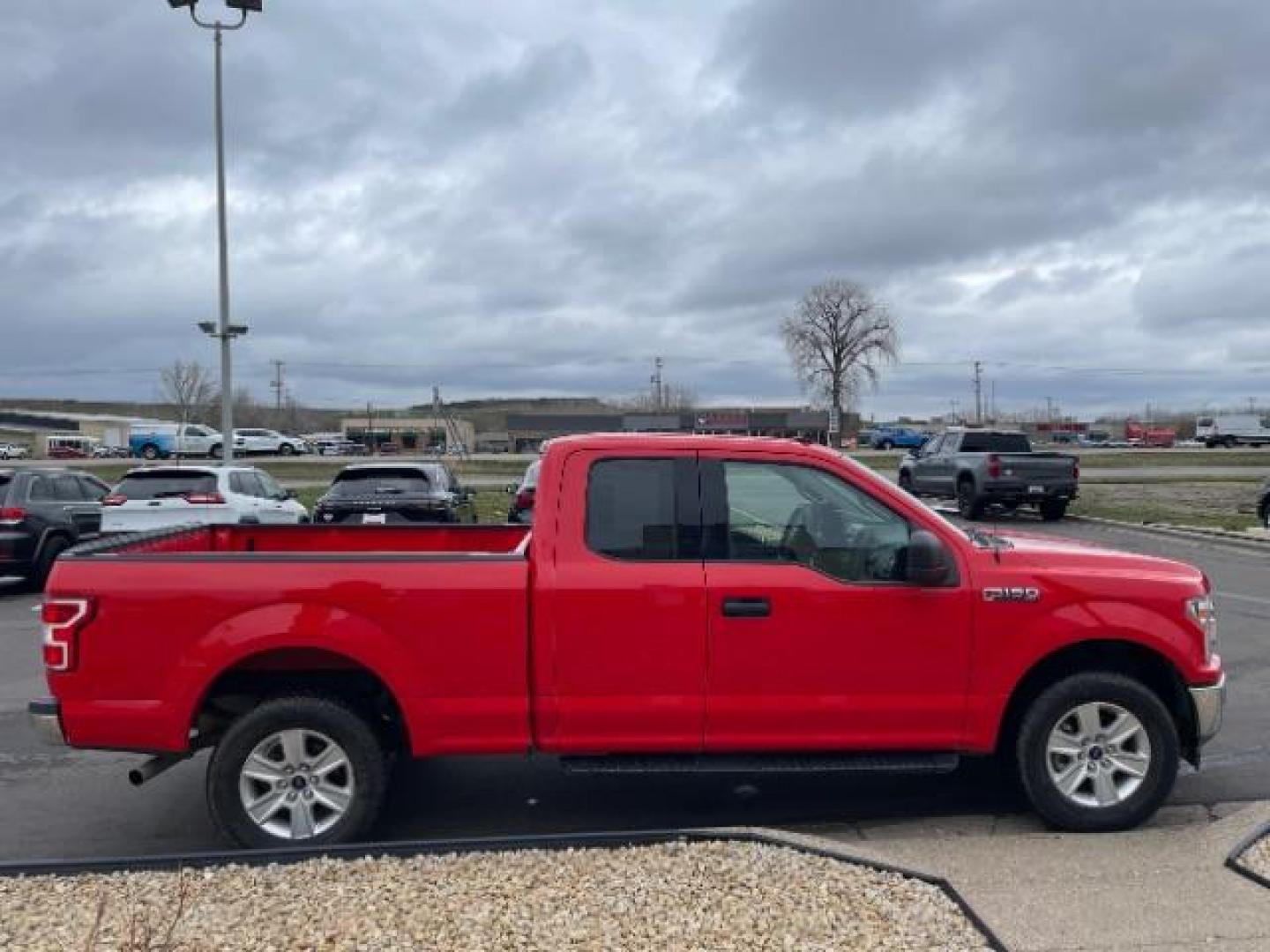 2020 Race Red Ford F-150 XLT SuperCab 6.5-ft. Bed 4WD (1FTFX1E52LK) with an 5.0L V8 OHV 16V engine, 6-Speed Automatic transmission, located at 745 S Robert St, St. Paul, MN, 55107, (651) 222-2991, 44.923389, -93.081215 - Photo#6