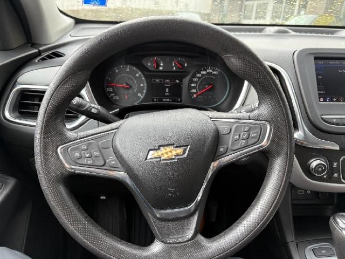 2020 Silver Ice Metallic Chevrolet Equinox LS 1.5 AWD (2GNAXSEV4L6) with an 1.5L L4 DIR DOHC 16V engine, 6-Speed Automatic transmission, located at 745 S Robert St, St. Paul, MN, 55107, (651) 222-2991, 44.923389, -93.081215 - Photo#9