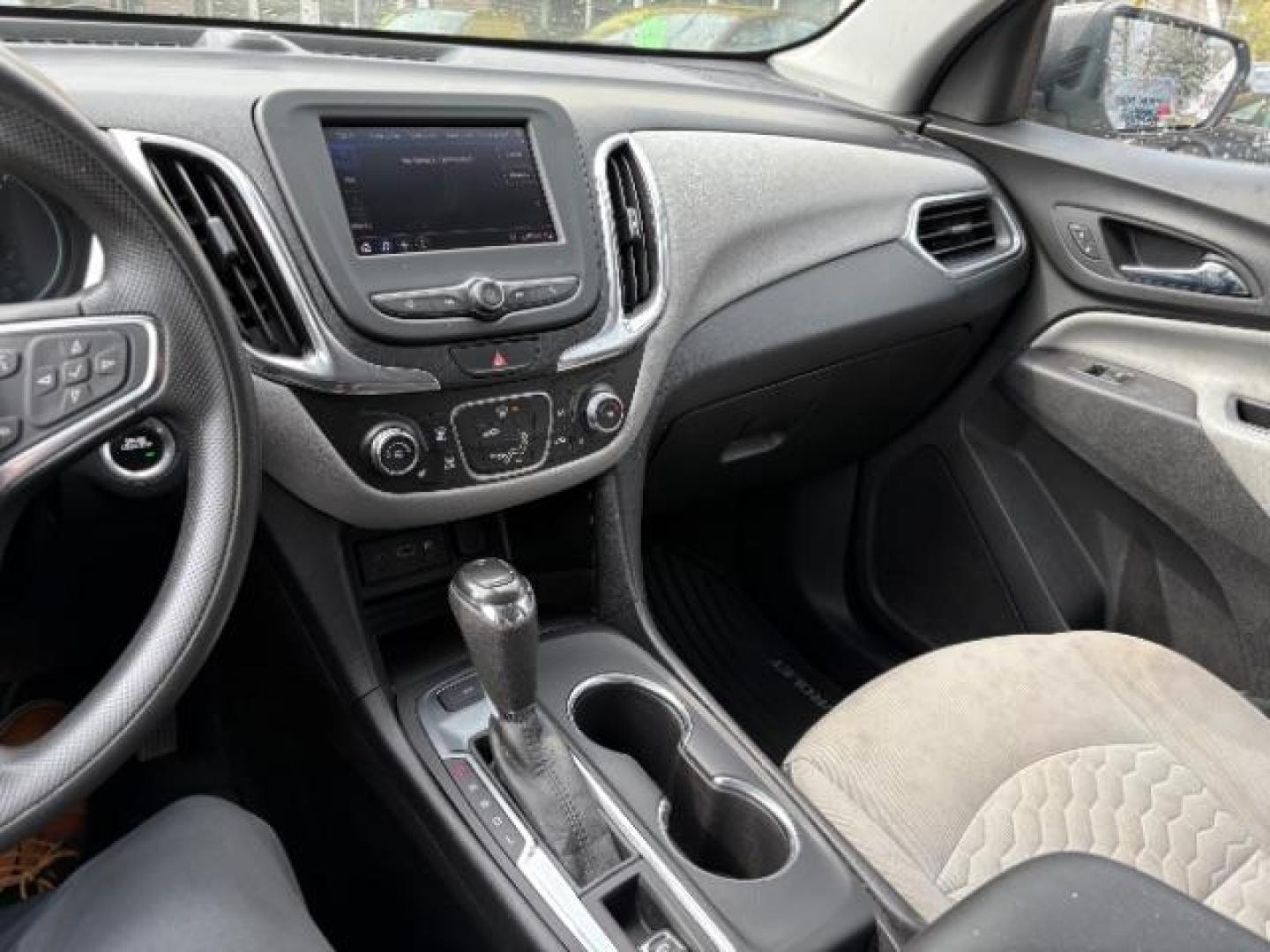 2020 Silver Ice Metallic Chevrolet Equinox LS 1.5 AWD (2GNAXSEV4L6) with an 1.5L L4 DIR DOHC 16V engine, 6-Speed Automatic transmission, located at 745 S Robert St, St. Paul, MN, 55107, (651) 222-2991, 44.923389, -93.081215 - Photo#10