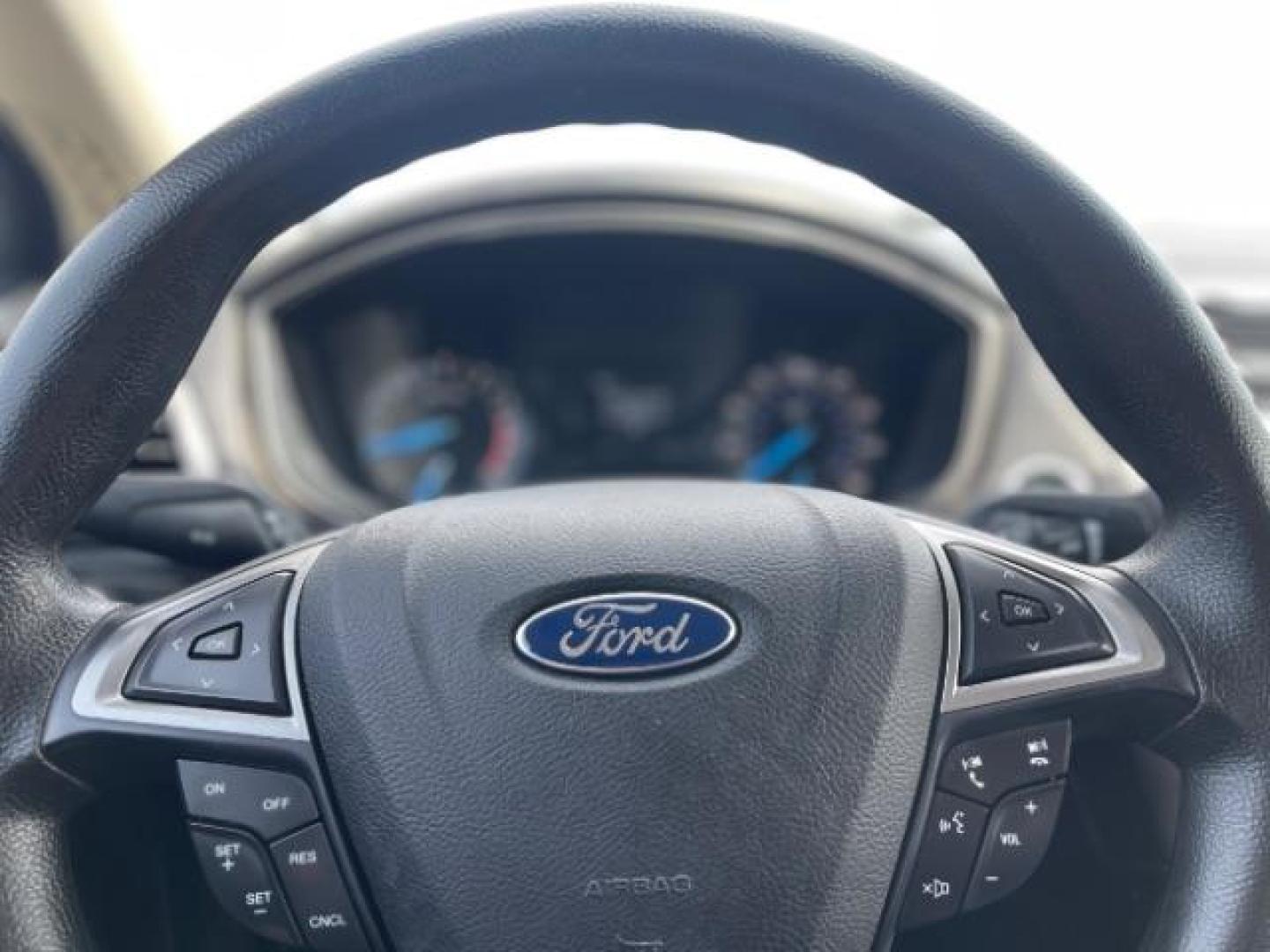 2017 Oxford White Clearcoat Ford Fusion SE (3FA6P0H78HR) with an 2.5L L4 DOHC 16V engine, 6-Speed Automatic transmission, located at 3301 W Hwy 13, Burnsville, MN, 55337, (952) 460-3200, 44.775333, -93.320808 - Photo#16