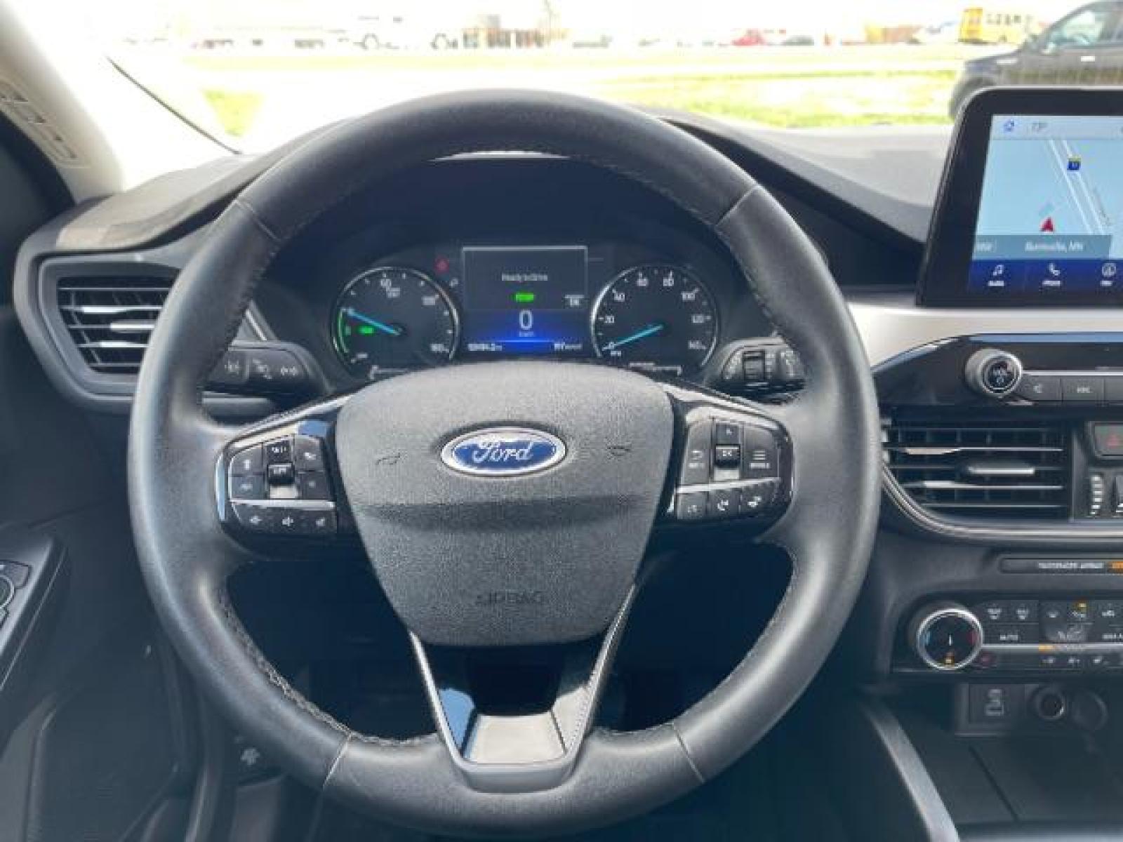 2022 Carbonized Gray Metallic Ford Escape Hybrid SEL AWD (1FMCU9CZ6NU) with an 2.5L L4 DOHC 16V HYBRID engine, 6-Speed Automatic transmission, located at 3301 W Hwy 13, Burnsville, MN, 55337, (952) 460-3200, 44.775333, -93.320808 - Photo #11