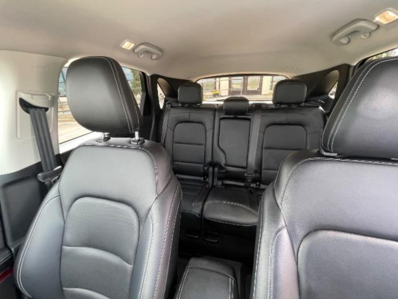 2022 Carbonized Gray Metallic Ford Escape Hybrid SEL AWD (1FMCU9CZ6NU) with an 2.5L L4 DOHC 16V HYBRID engine, 6-Speed Automatic transmission, located at 3301 W Hwy 13, Burnsville, MN, 55337, (952) 460-3200, 44.775333, -93.320808 - Photo #18