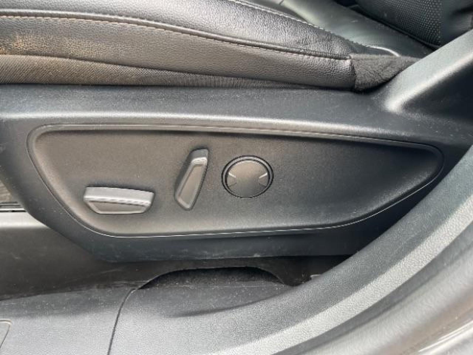 2022 Carbonized Gray Metallic Ford Escape Hybrid SEL AWD (1FMCU9CZ6NU) with an 2.5L L4 DOHC 16V HYBRID engine, 6-Speed Automatic transmission, located at 3301 W Hwy 13, Burnsville, MN, 55337, (952) 460-3200, 44.775333, -93.320808 - Photo #23