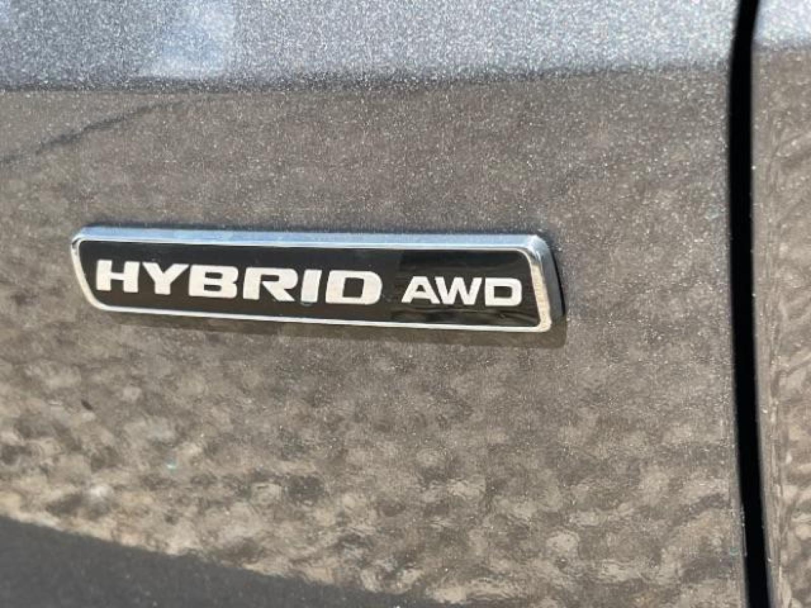 2022 Carbonized Gray Metallic Ford Escape Hybrid SEL AWD (1FMCU9CZ6NU) with an 2.5L L4 DOHC 16V HYBRID engine, 6-Speed Automatic transmission, located at 3301 W Hwy 13, Burnsville, MN, 55337, (952) 460-3200, 44.775333, -93.320808 - Photo #8