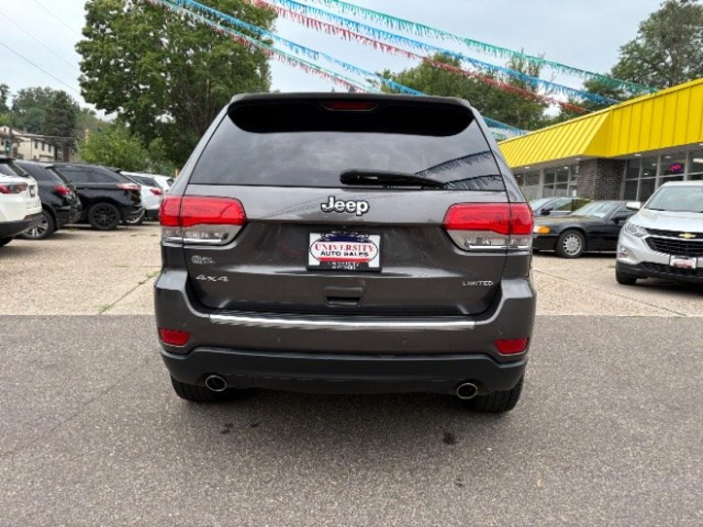 2014 Maximum Steel Metall Jeep Grand Cherokee Limited 4WD (1C4RJFBG0EC) with an 3.6L V6 DOHC 24V engine, 5-Speed Automatic transmission, located at 745 S Robert St, St. Paul, MN, 55107, (651) 222-2991, 44.923389, -93.081215- Photo#5