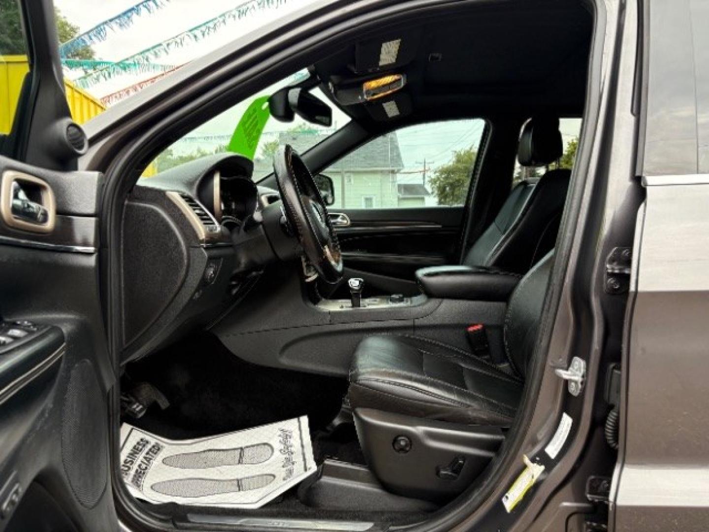 2014 Maximum Steel Metall Jeep Grand Cherokee Limited 4WD (1C4RJFBG0EC) with an 3.6L V6 DOHC 24V engine, 5-Speed Automatic transmission, located at 745 S Robert St, St. Paul, MN, 55107, (651) 222-2991, 44.923389, -93.081215- Photo#8