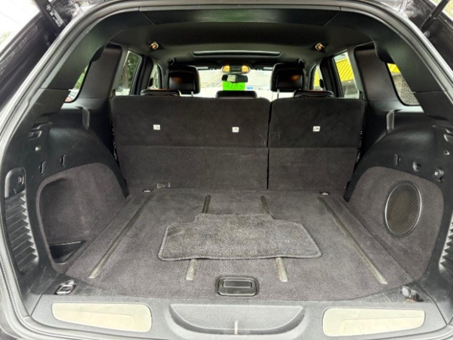 2014 Maximum Steel Metall Jeep Grand Cherokee Limited 4WD (1C4RJFBG0EC) with an 3.6L V6 DOHC 24V engine, 5-Speed Automatic transmission, located at 745 S Robert St, St. Paul, MN, 55107, (651) 222-2991, 44.923389, -93.081215- Photo#17