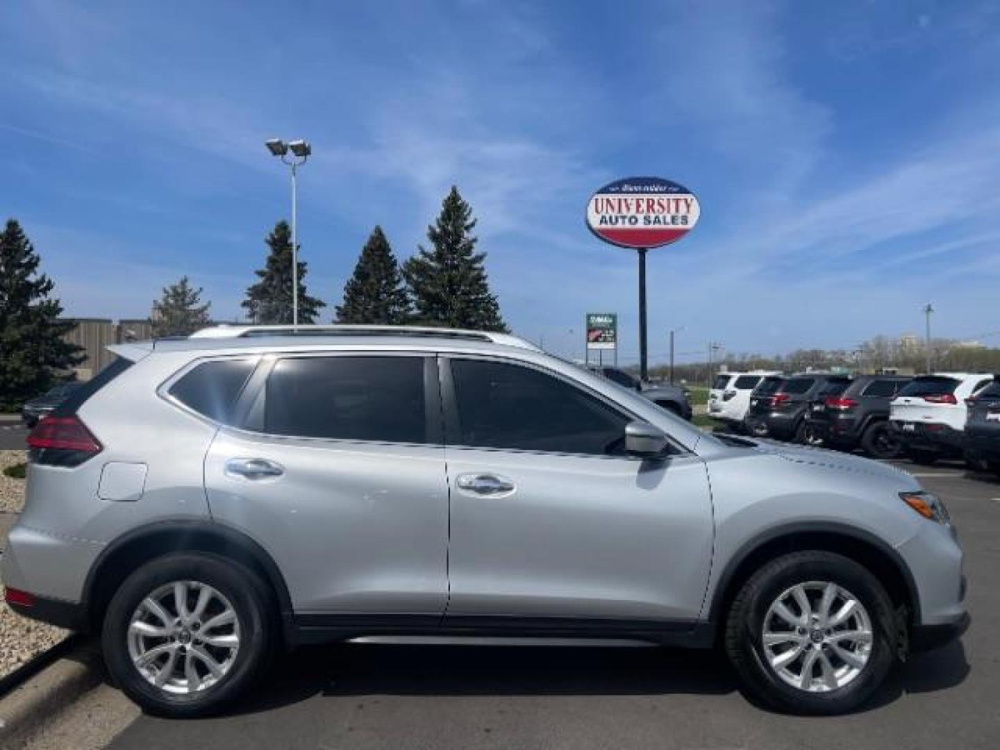 2020 Gun Metallic Nissan Rogue SV AWD (JN8AT2MV9LW) with an 2.5L L4 DOHC 16V engine, Continuously Variable Transmission transmission, located at 745 S Robert St, St. Paul, MN, 55107, (651) 222-2991, 44.923389, -93.081215 - Photo#8