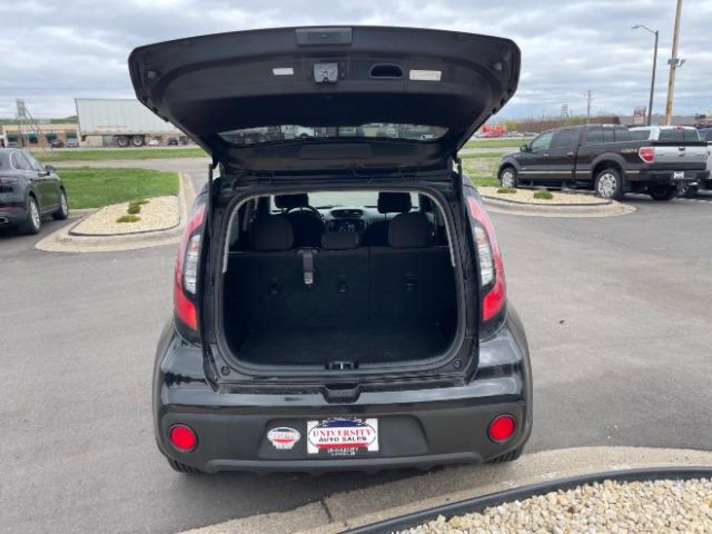 2019 Shadow Black Kia Soul Base 6M (KNDJN2A22K7) with an 1.6L L4 DOHC 16V engine, 6-Speed Manual transmission, located at 745 S Robert St, St. Paul, MN, 55107, (651) 222-2991, 44.923389, -93.081215 - Photo#15