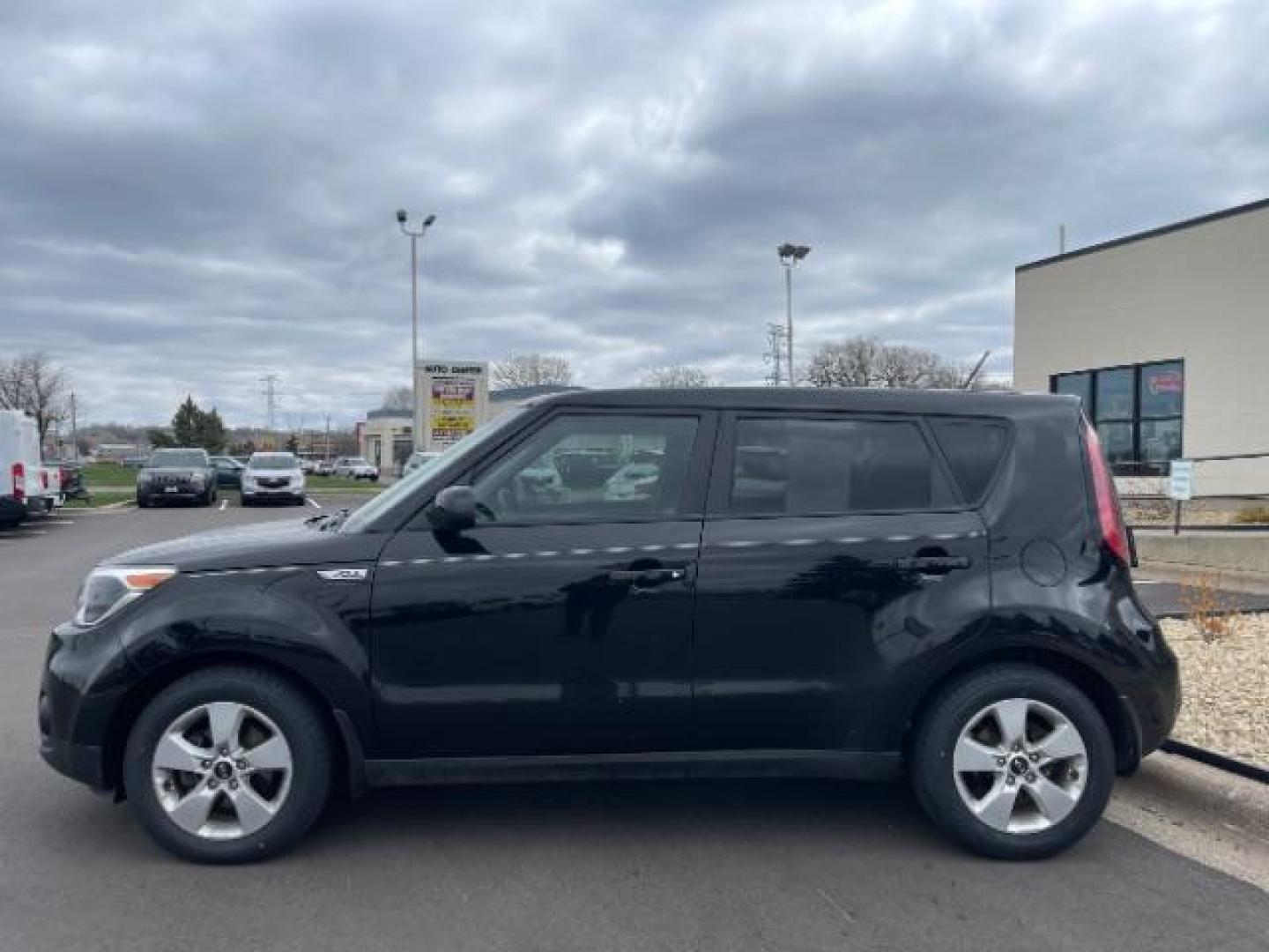 2019 Shadow Black Kia Soul Base 6M (KNDJN2A22K7) with an 1.6L L4 DOHC 16V engine, 6-Speed Manual transmission, located at 745 S Robert St, St. Paul, MN, 55107, (651) 222-2991, 44.923389, -93.081215 - Photo#4