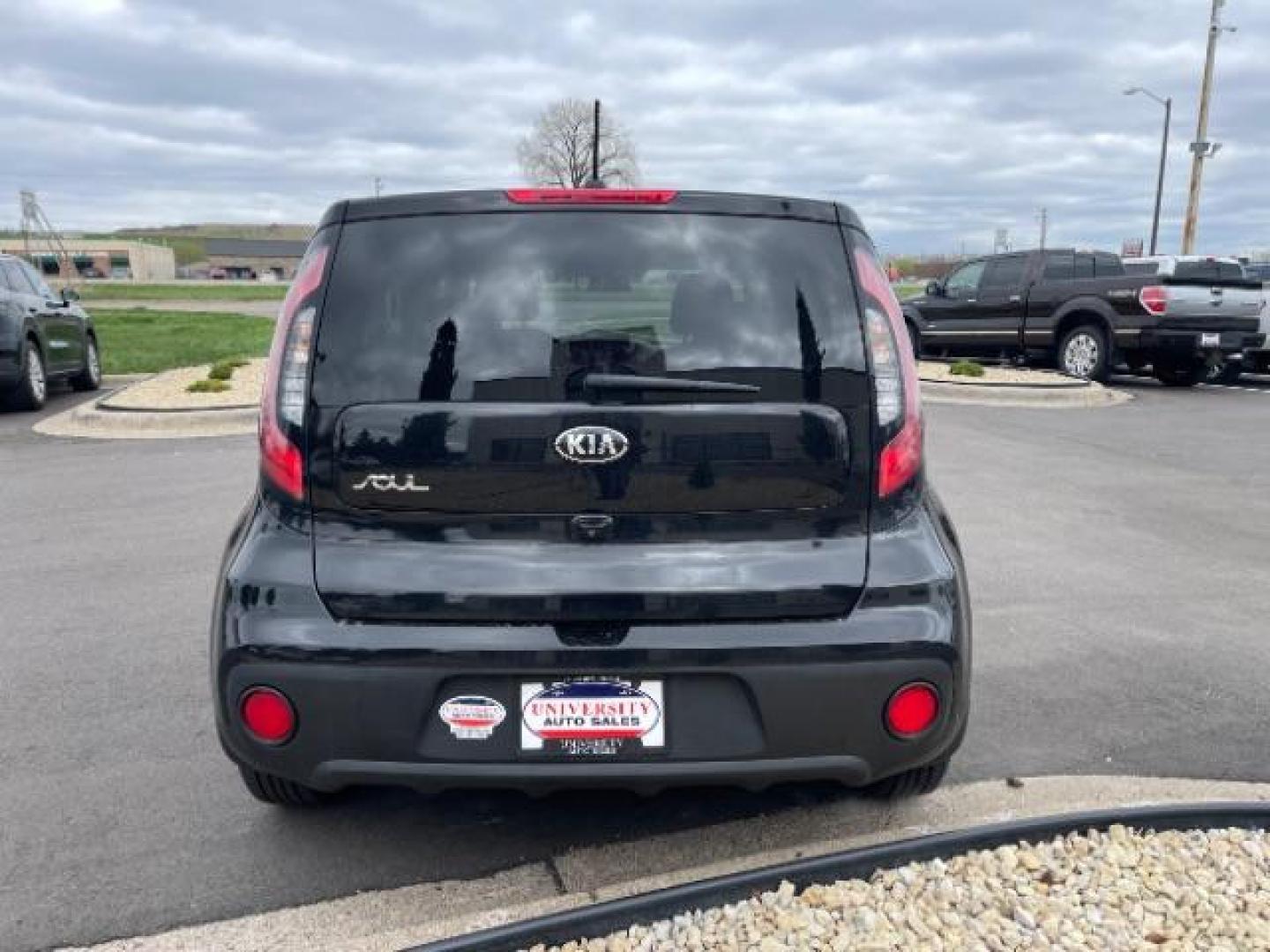 2019 Shadow Black Kia Soul Base 6M (KNDJN2A22K7) with an 1.6L L4 DOHC 16V engine, 6-Speed Manual transmission, located at 745 S Robert St, St. Paul, MN, 55107, (651) 222-2991, 44.923389, -93.081215 - Photo#6