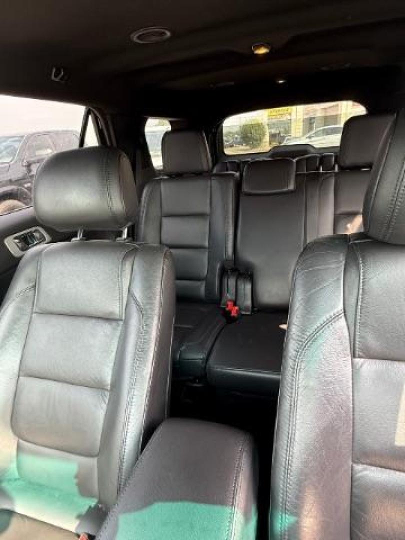 2015 White Platinum Metal Ford Explorer XLT 4WD (1FM5K8D84FG) with an 3.5L V6 DOHC 24V engine, 6-Speed Automatic transmission, located at 3301 W Hwy 13, Burnsville, MN, 55337, (952) 460-3200, 44.775333, -93.320808 - Photo#13