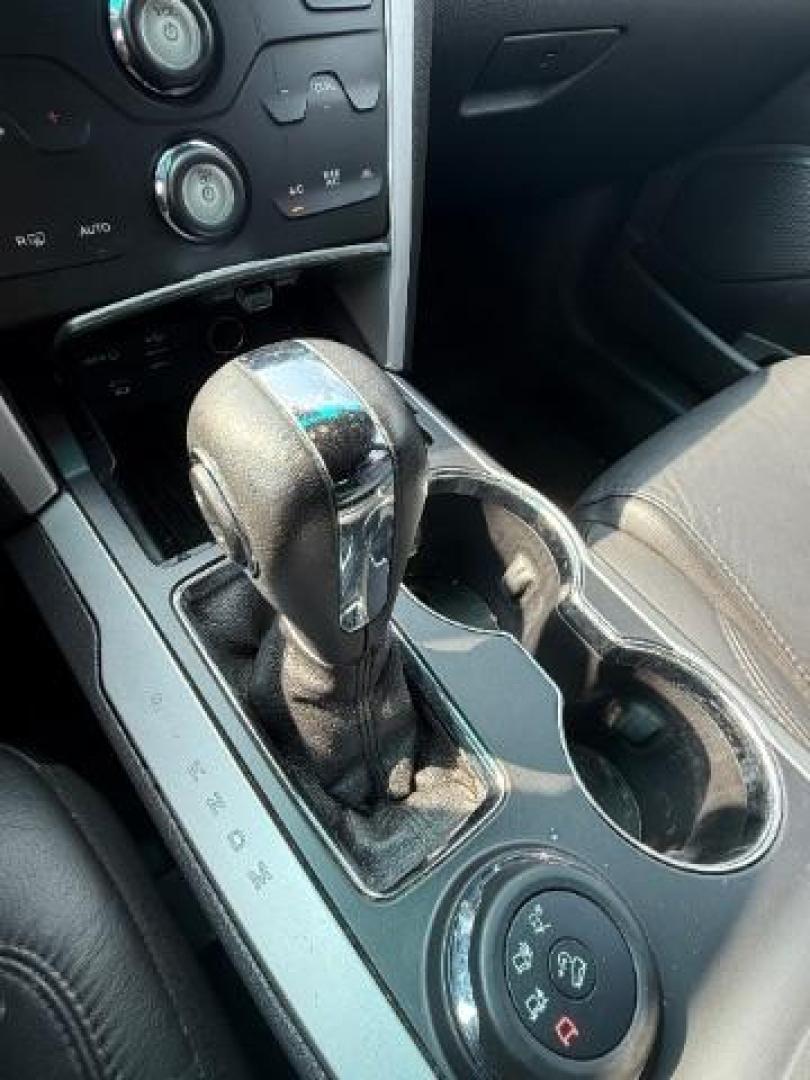 2015 White Platinum Metal Ford Explorer XLT 4WD (1FM5K8D84FG) with an 3.5L V6 DOHC 24V engine, 6-Speed Automatic transmission, located at 3301 W Hwy 13, Burnsville, MN, 55337, (952) 460-3200, 44.775333, -93.320808 - Photo#16