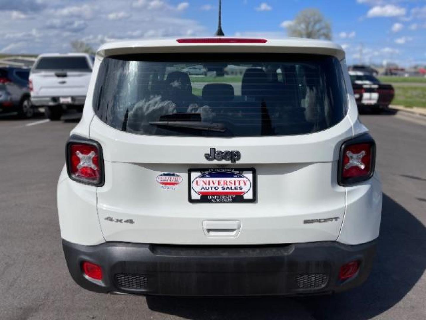 2021 Alpine White Clear Coat Jeep Renegade SPORT UTILITY 4-DR (ZACNJDAB6MP) with an 2.4L L4 DOHC 16V engine, 6-Speed Manual transmission, located at 3301 W Hwy 13, Burnsville, MN, 55337, (952) 460-3200, 44.775333, -93.320808 - Photo#1